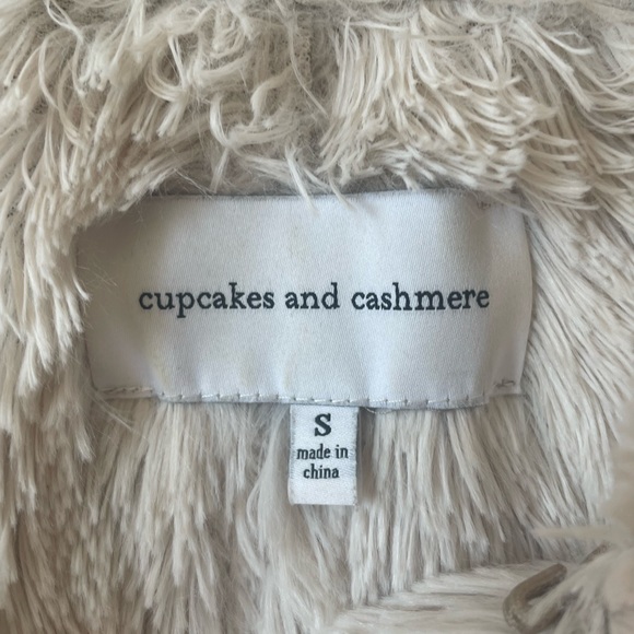 Revolve cupcakes & cashmere Vest - Picture 3 of 5